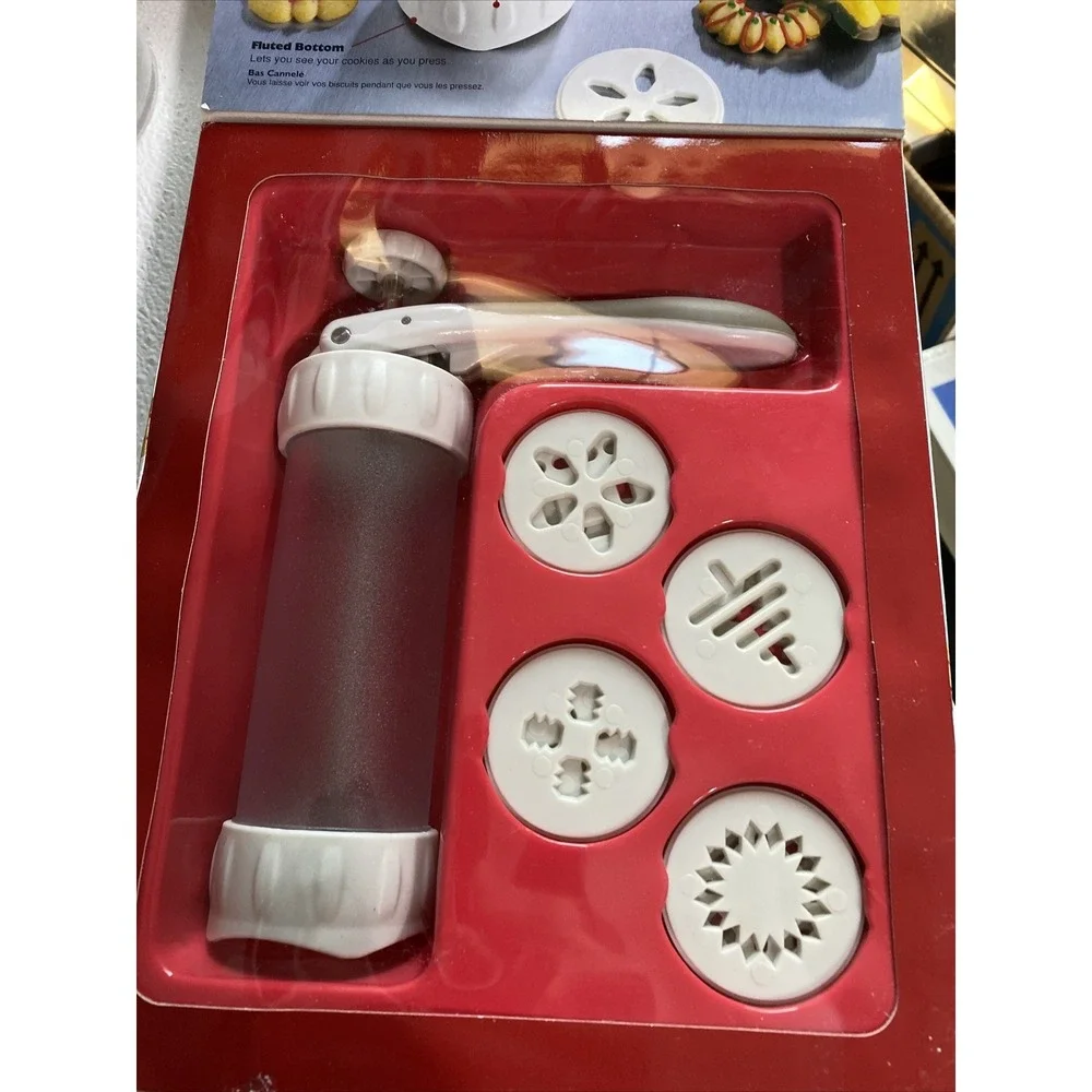 Wilton Cookie Max Cookie Press 2104-4003 Ergonomic 12 Discs New In‎ Worn Box